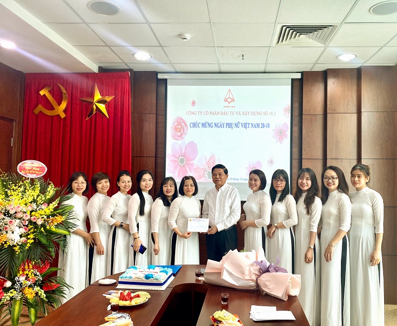 Chào mừng ngày Phụ nữ Việt Nam